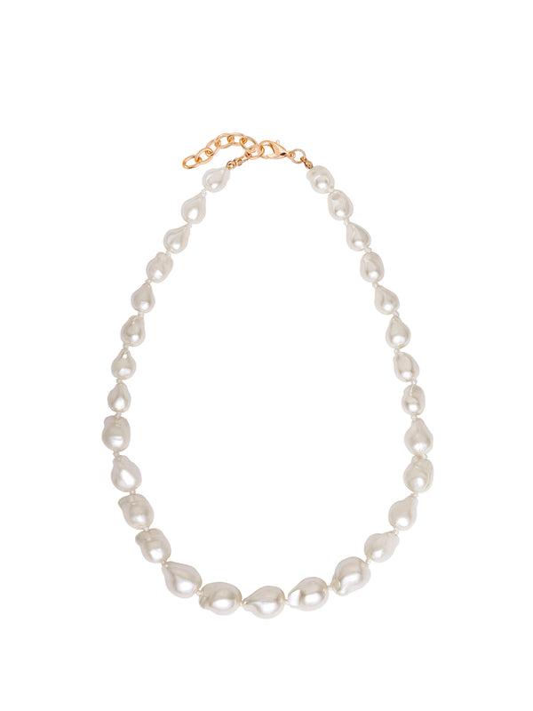 Beautiful Graduated shell pearl necklace